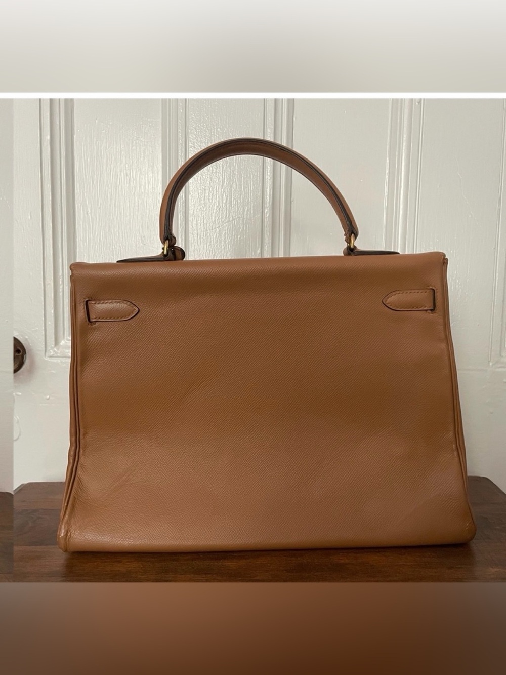 Vintage Hermès Kelly 35 in Gold Courchevel Leather Gold Plated Hardware - Picture 2 of 10